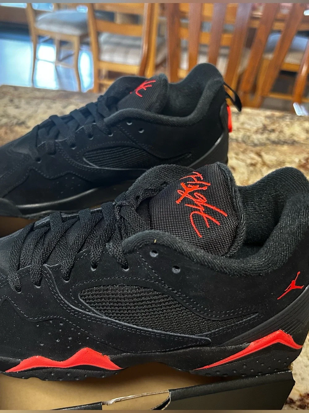 Nike classic jordan